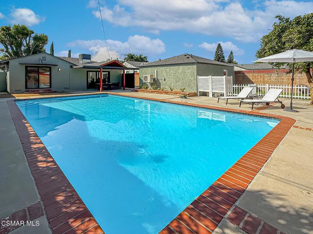 7530 Gaviota Avenue, Van Nuys, CA 91406