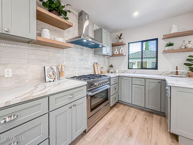 7530 Gaviota Avenue, Van Nuys, CA 91406