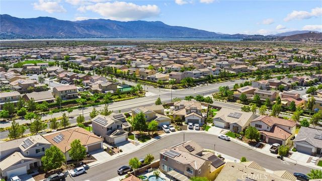29331 Wild Lilac, Lake Elsinore, CA 92530