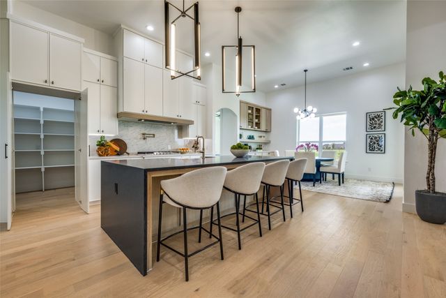2909 Southbay Circle, Northlake, TX 76226