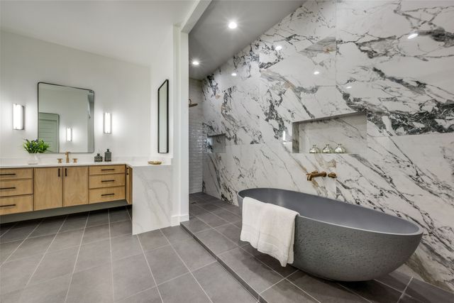 2909 Southbay Circle, Northlake, TX 76226