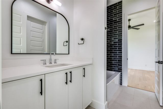 2909 Southbay Circle, Northlake, TX 76226