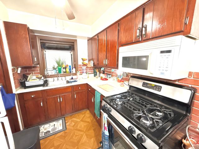 2606 Birch Avenue, Whiting, IN 46394