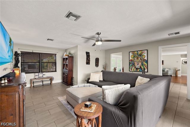 1262 Carlene AVE, Fort Myers, FL 33901