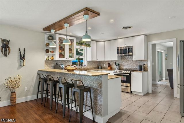 1262 Carlene AVE, Fort Myers, FL 33901