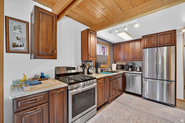 8101 S MILLICENTVIEW LN, Brighton, UT 84121