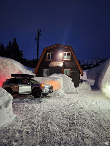 8101 S MILLICENTVIEW LN, Brighton, UT 84121