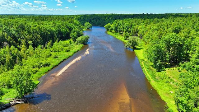 18885 14 Mile Road, Big Rapids, MI 49307