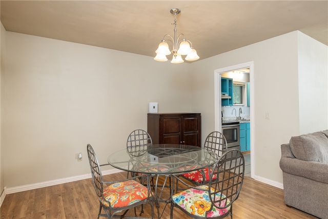 404 NE 4Th Avenue, Gravette, AR 72736