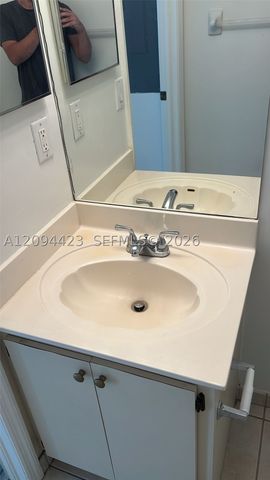 7320 NW 114th Ave 206, Doral, FL 33178
