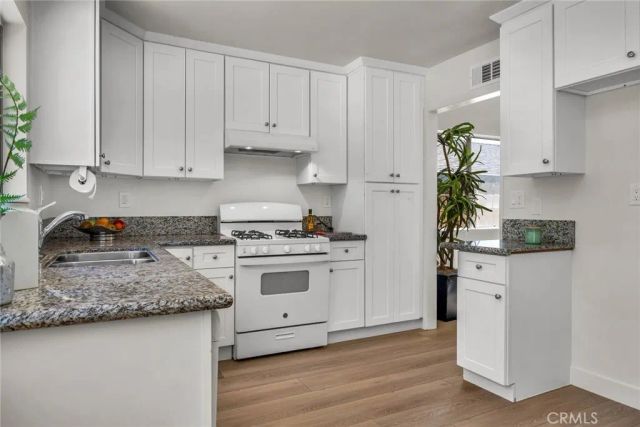 27624 Cherry Creek Drive, Valencia, CA 91354