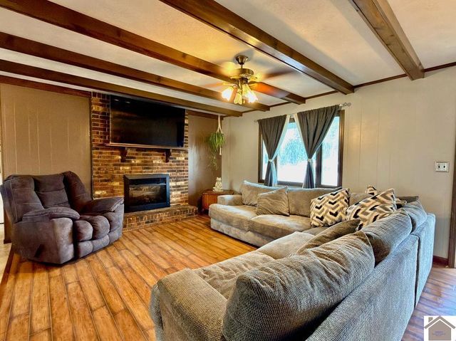 220 State Route 1748, Fancy Farm, KY 42039