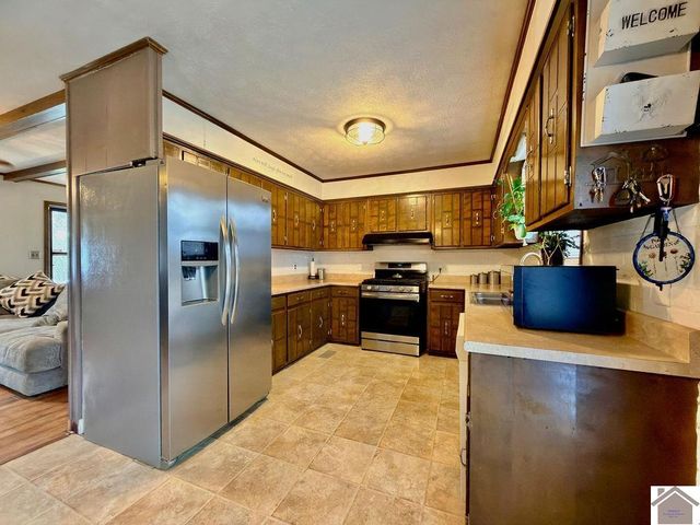 220 State Route 1748, Fancy Farm, KY 42039