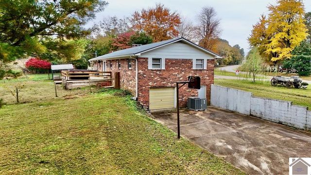 220 State Route 1748, Fancy Farm, KY 42039