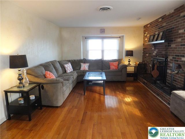 5018 Church Drive, Coplay Boro, PA 18037