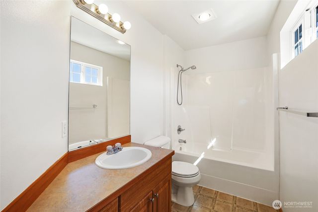 28201 238th Avenue SE, Maple Valley, WA 98038