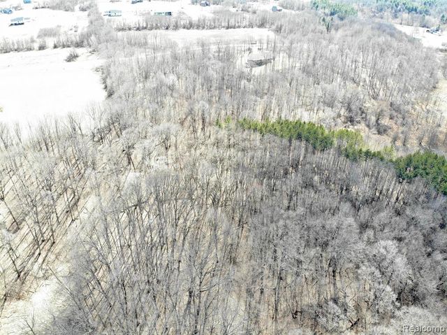 5284 Lily Ann Lane, Dryden, MI 48428