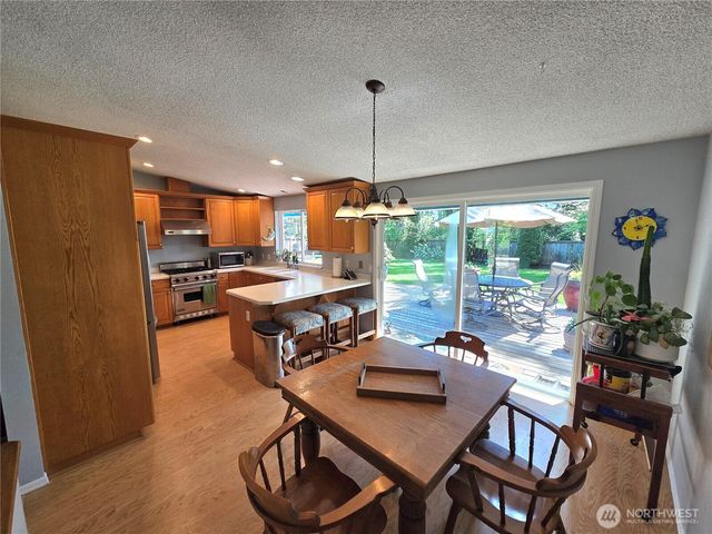 313 NE 191 Street, Shoreline, WA 98155