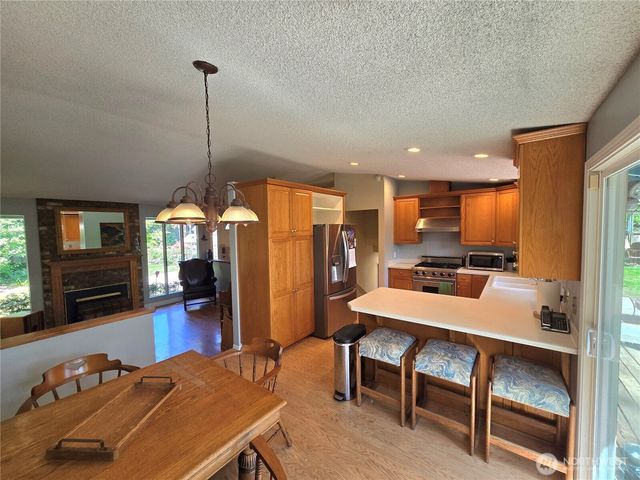313 NE 191 Street, Shoreline, WA 98155