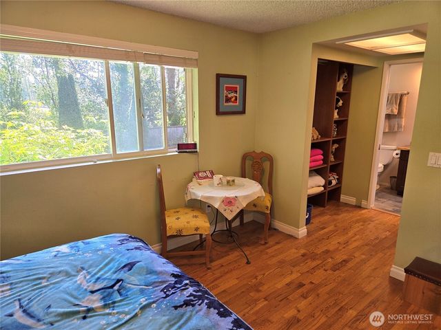 313 NE 191 Street, Shoreline, WA 98155
