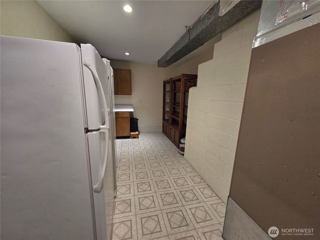 313 NE 191 Street, Shoreline, WA 98155