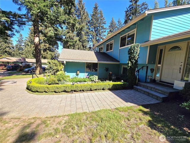 313 NE 191 Street, Shoreline, WA 98155