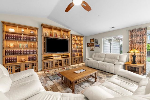 312 La Vela Court, Morgan Hill, CA 95037