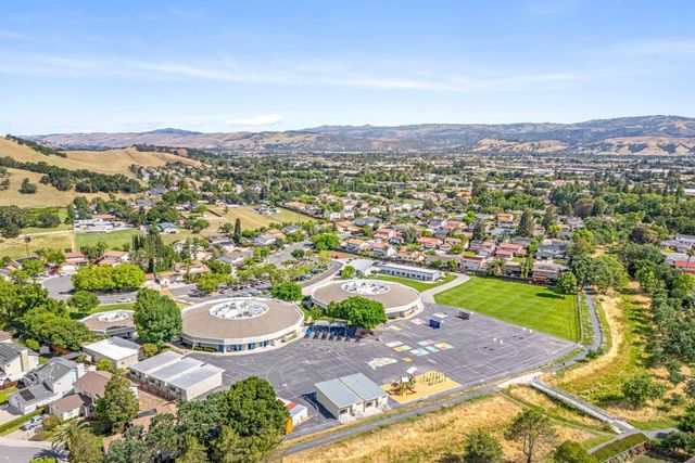 312 La Vela Court, Morgan Hill, CA 95037