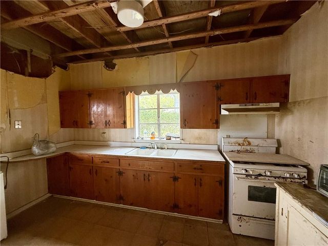 312 7th Street, Chickasaw, AL 36611