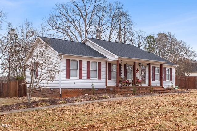 3316 Golden Oaks Drive, Graham, NC 27253