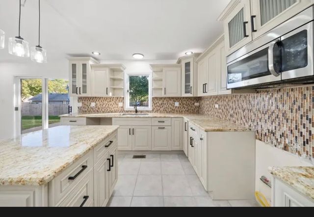 5345 Stanford Lane, Matteson, IL 60443
