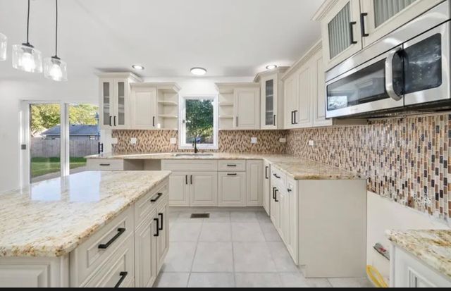 5345 Stanford Lane, Matteson, IL 60443