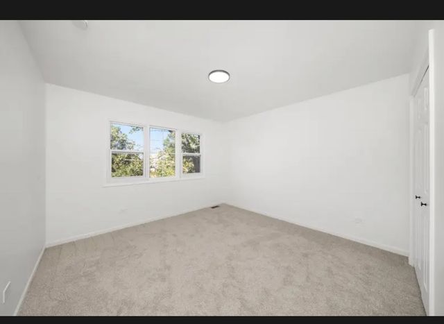 5345 Stanford Lane, Matteson, IL 60443