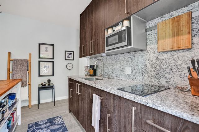 3401 NE 17th Ave, Oakland Park, FL 33334