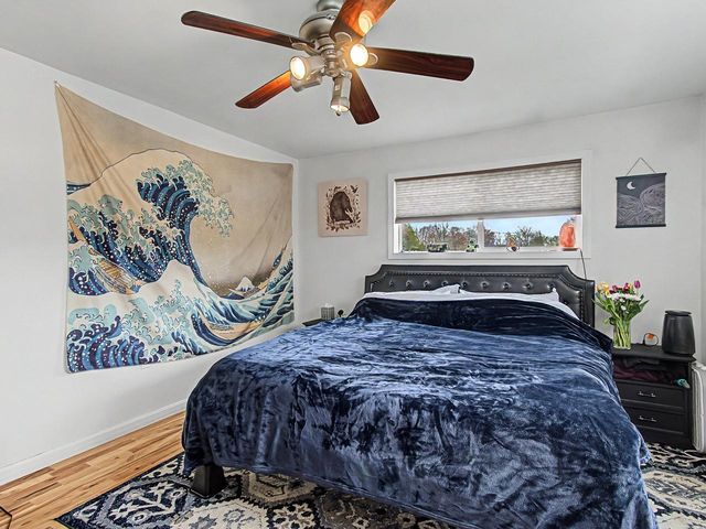 10 Suburban Square, South Burlington, VT 05403