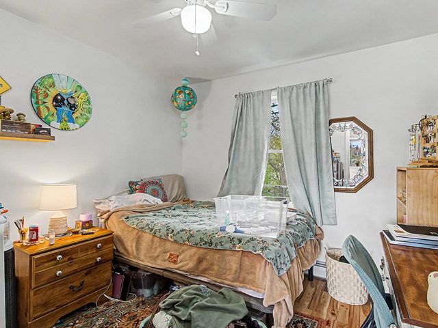 10 Suburban Square, South Burlington, VT 05403
