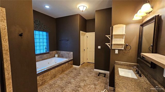 4711 N Stewart Road, Palmhurst, TX 78573