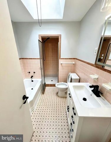 6939 LARGE ST, Philadelphia, PA 19149