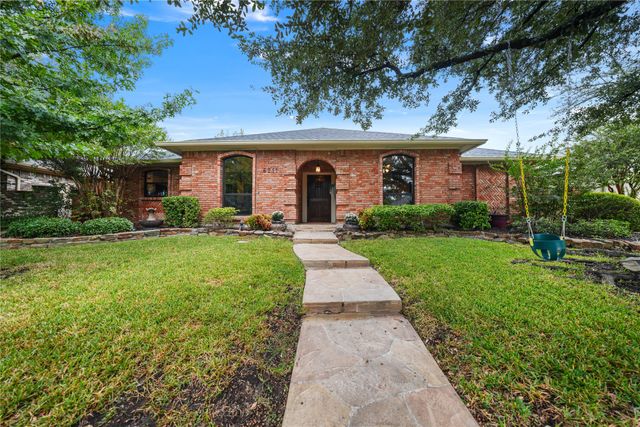6211 White Rose Trail, Dallas, TX 75248