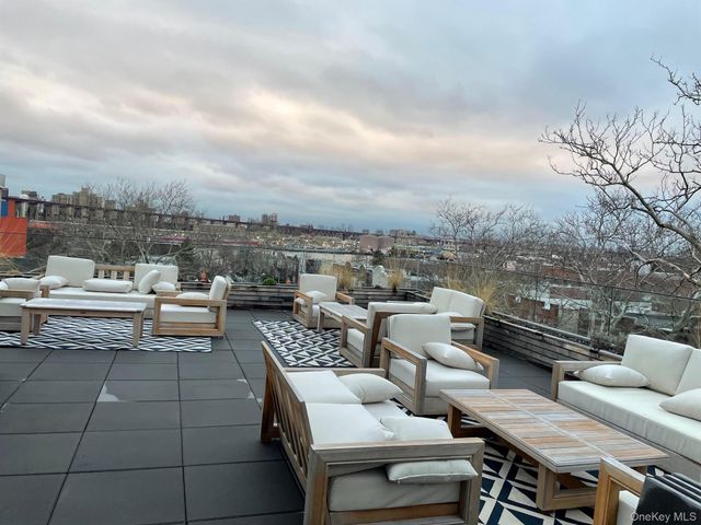 19-14 21st Road 2A, Astoria, NY 11105
