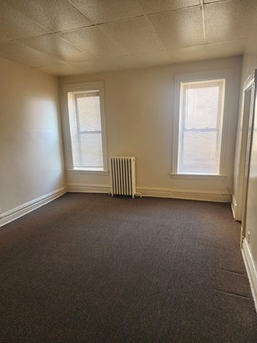 6527 S Kimbark Avenue 1, Chicago, IL 60637