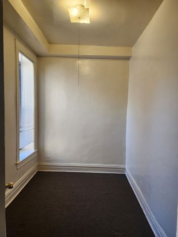 6527 S Kimbark Avenue 1, Chicago, IL 60637