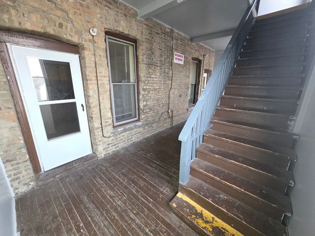 6527 S Kimbark Avenue 1, Chicago, IL 60637