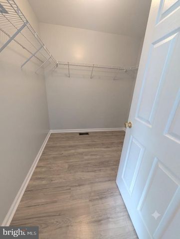 440 NOTTINGHAM LN, Collegeville, PA 19426