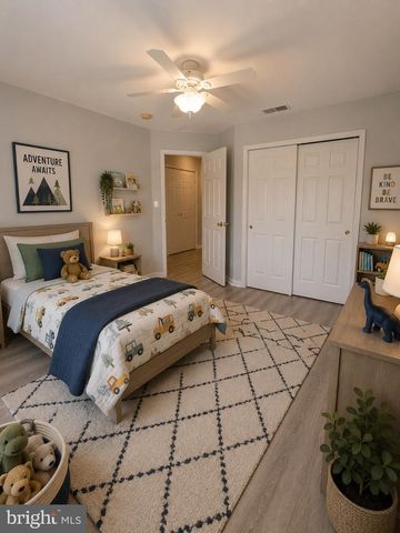 440 NOTTINGHAM LN, Collegeville, PA 19426