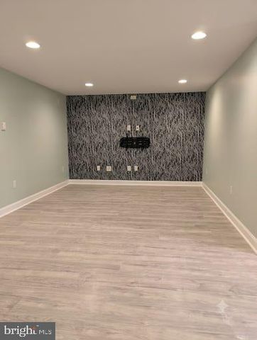 440 NOTTINGHAM LN, Collegeville, PA 19426