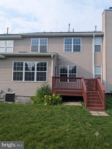 440 NOTTINGHAM LN, Collegeville, PA 19426