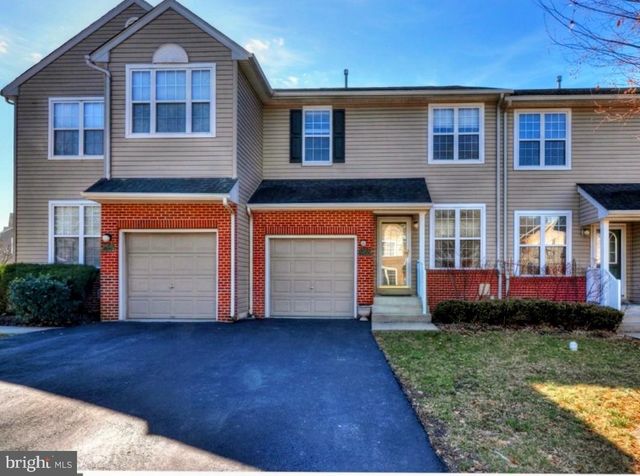 440 NOTTINGHAM LN, Collegeville, PA 19426