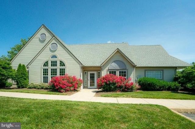 440 NOTTINGHAM LN, Collegeville, PA 19426