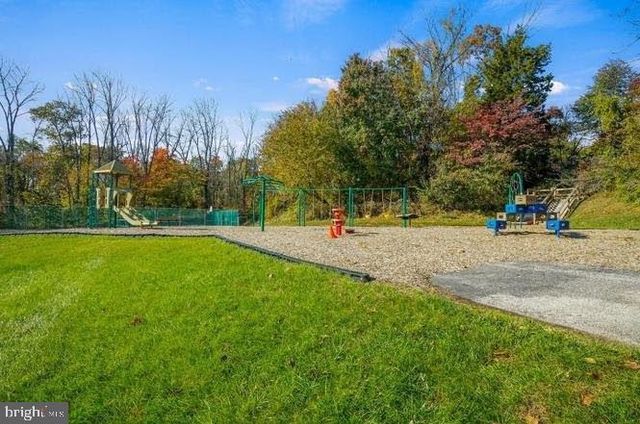 440 NOTTINGHAM LN, Collegeville, PA 19426